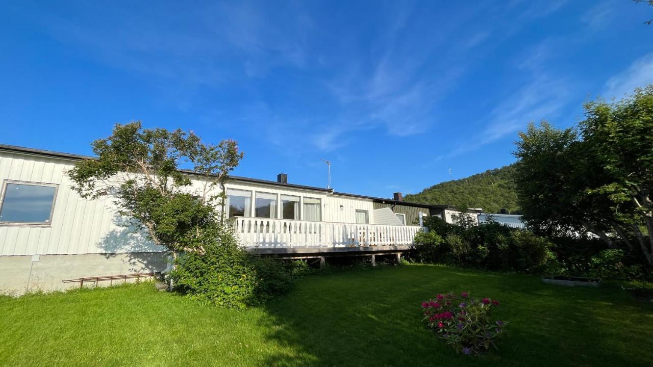 Koselig Hus Til Leie Pa Stokmarknes I Vesteralen Daire Dış mekan fotoğraf